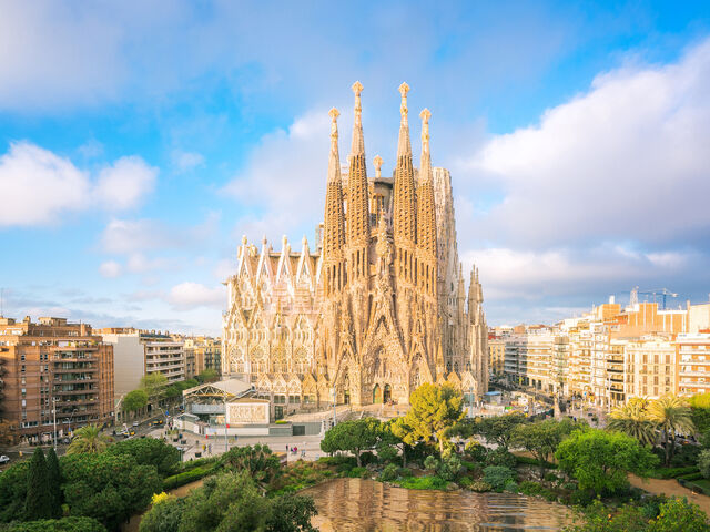 Madrid & Valencia & Barcelona Turu Pegasus Hava Yolları İle 4 Gece (VIT-VIT)