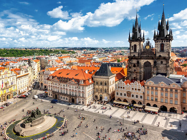 Orta Avrupa Turu Pegasus Hava Yolları İle (Budapeşte Gidiş - Prag Dönüş)