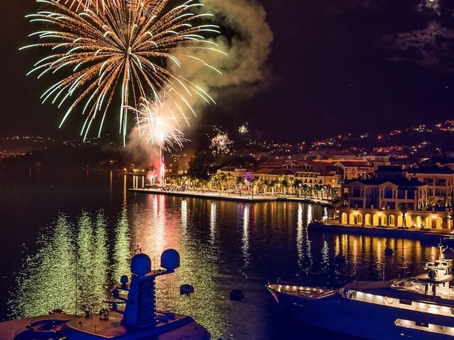 Vizesiz Yılbaşı Özel Budva Turu Türk Hava Yolları İle 3 Gece 4 Gün (31 Aralık Hareketli)