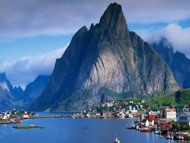 Görkemli İskandinavya ve Norveç Fiyort Turu Türk Hava Yolları İle 7 Gece (29 Ekim Özel)