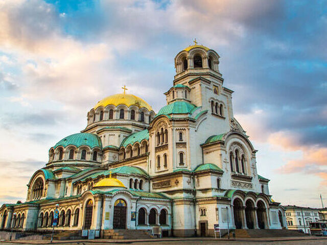 Yılbaşı Özel Varna Bürkeş Ve Transilvanya Masalı