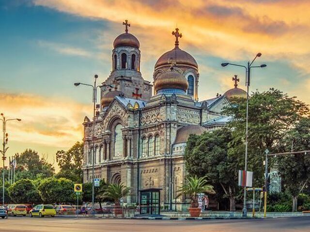 Yılbaşı Özel Varna Bürkeş Ve Transilvanya Masalı