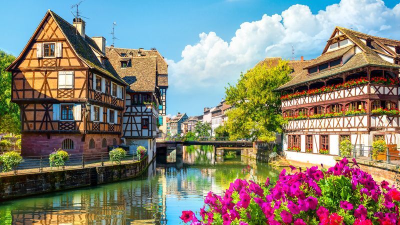 Klasik Benelux & Paris & Alsace Pegasus Hava Yolları İle 7 Gece (CRL-CRL)
